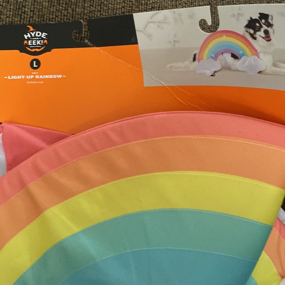 🌈Host Pick🌈NWT Hyde And EEK Pet Light-Up Rainbow Pet Costume - Picture 2 of 7